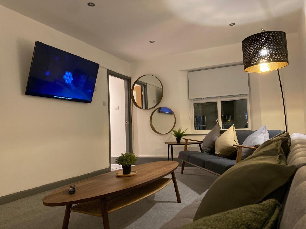 Spacious City Centre Property แลงคาสเตอร์ ภายนอก รูปภาพ
